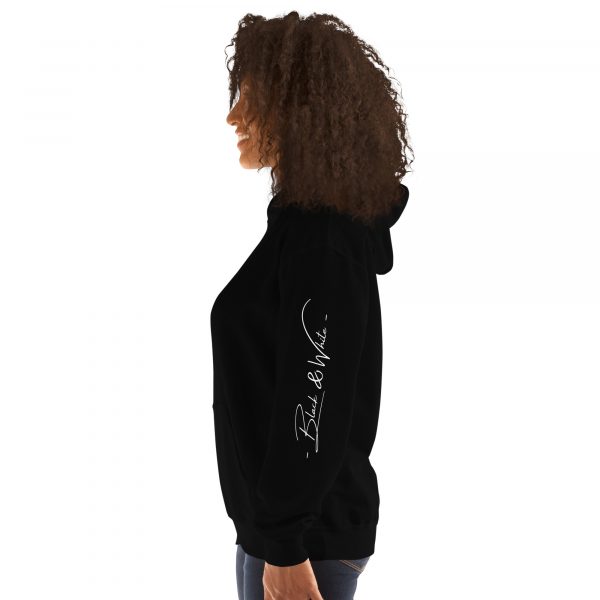 Sweat à Capuche Noir Doux Femme Black&White Imprimé Manche – Image 4