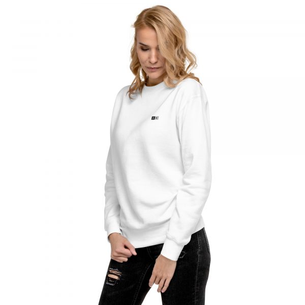 Sweatshirt Premium Femme "Black&White" Blanc Écusson Brodé – Image 5