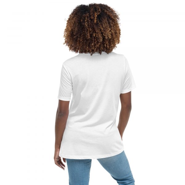 T-shirt Femme "Black&White" Blanc Écusson Brodé – Image 4