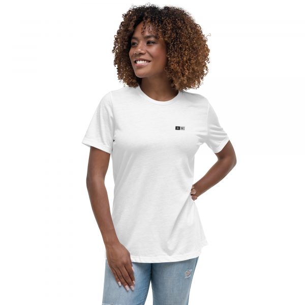 T-shirt Femme "Black&White" Blanc Écusson Brodé