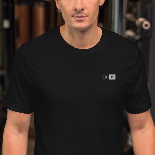 T-shirt Confortable et Élégant Homme "B&W" Noir Écusson – Image 2