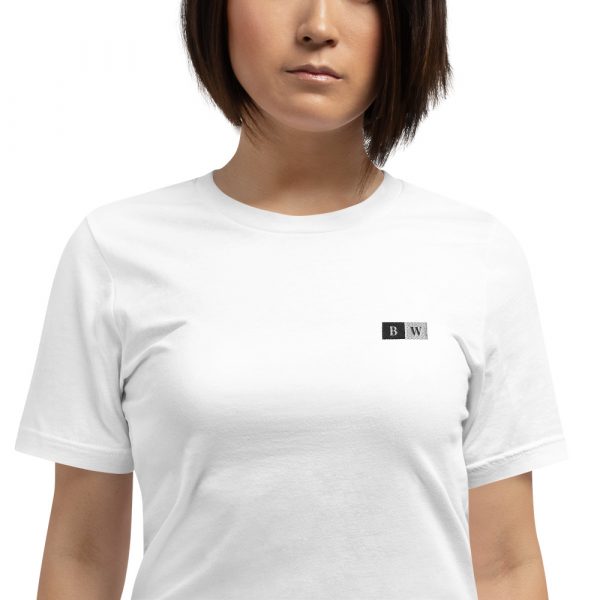 T-shirt Confortable et Élégant Femme "B&W" Blanc Écusson – Image 2